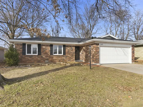 2431 S Kings Avenue, Springfield, MO 65807