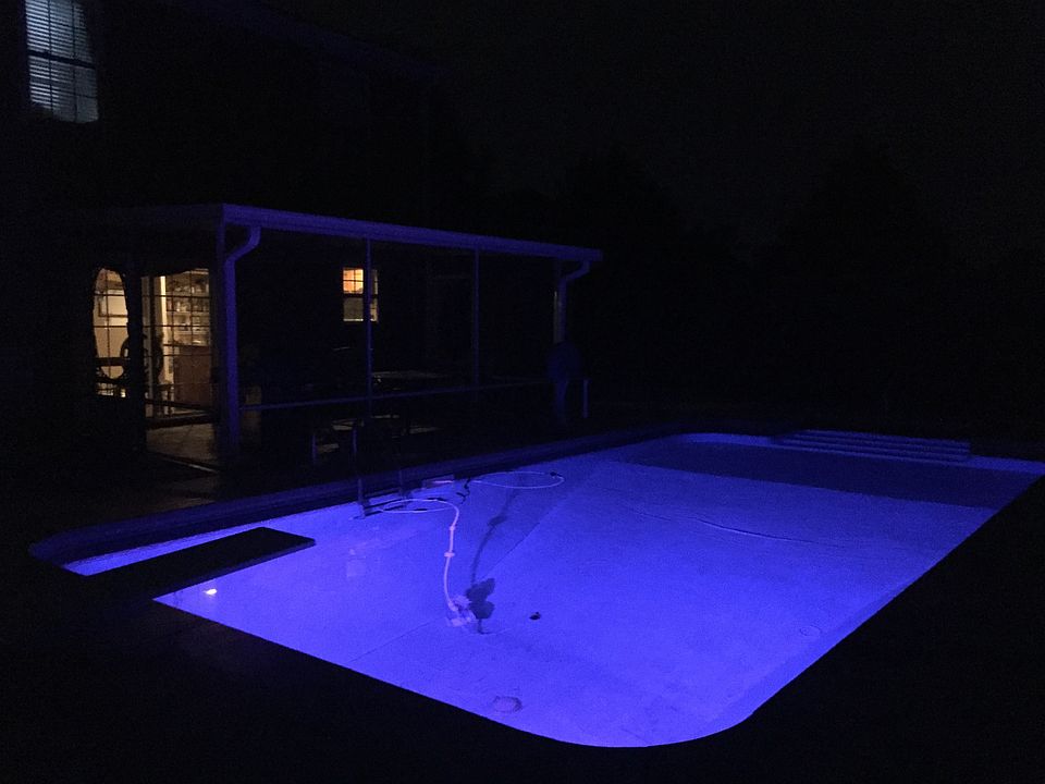 multi colored pool light