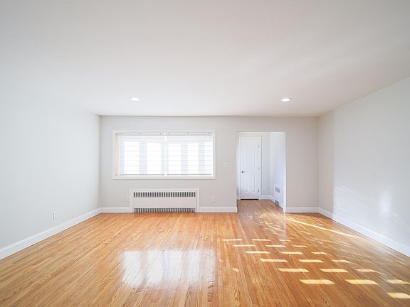 5th image of 455 Central Blvd #1