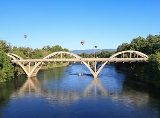 115 Rogue River Hwy APT 209, Grants Pass, OR