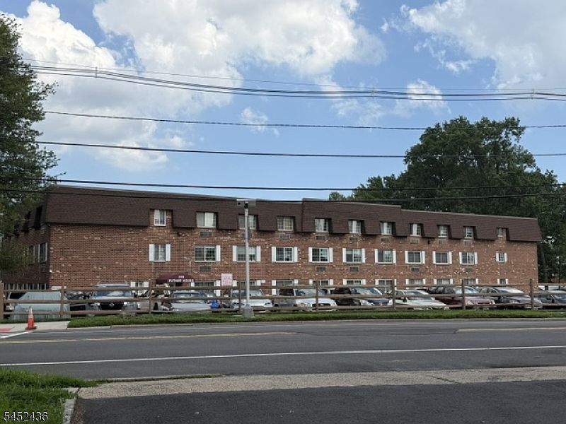1st image of 255 Tucker Ave #136