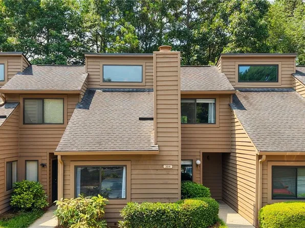 304 Parkaire Xing, Marietta, GA 30068
