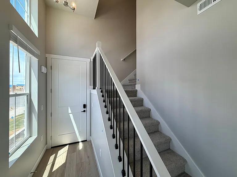 2721 W 2775 N #141 — Photo 2
