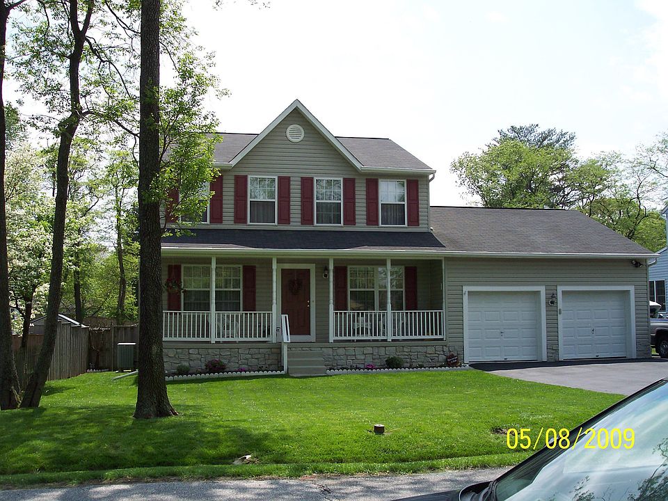 Front of home 1215 Valley rd