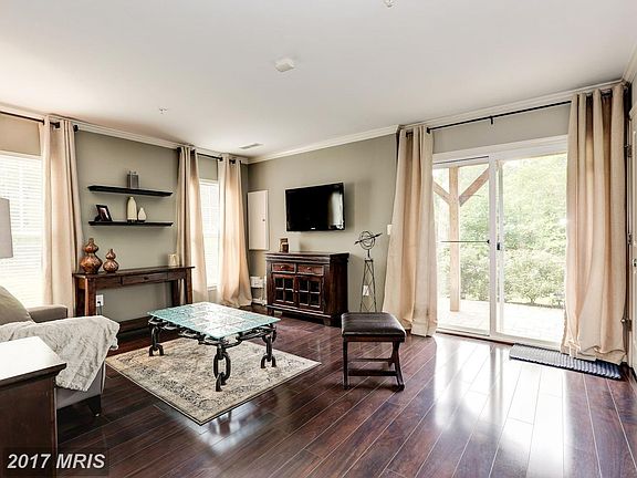 5th image of 22442 Glenbow Way