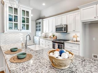 3225 Antique Way, Edmond, OK 73034