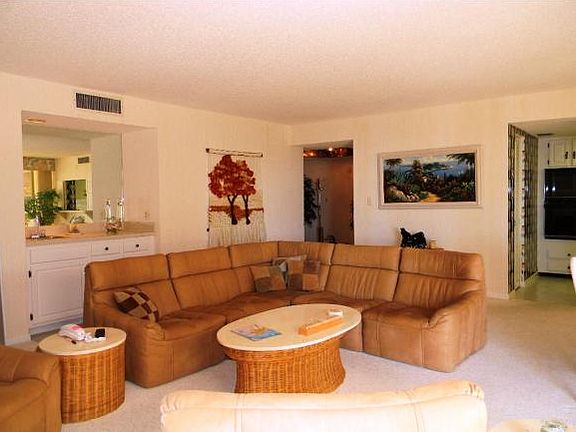 4th image of 520 S Collier Blvd Unit 303
