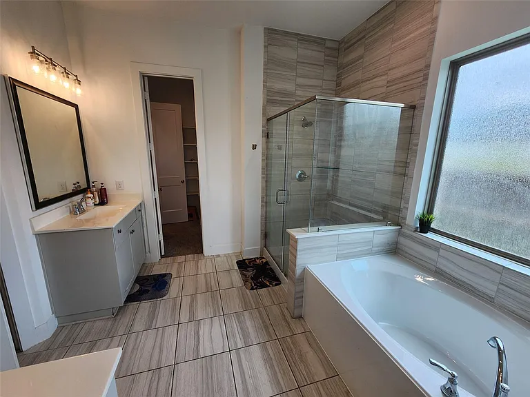 10718 Blossom River Dr — Photo 10