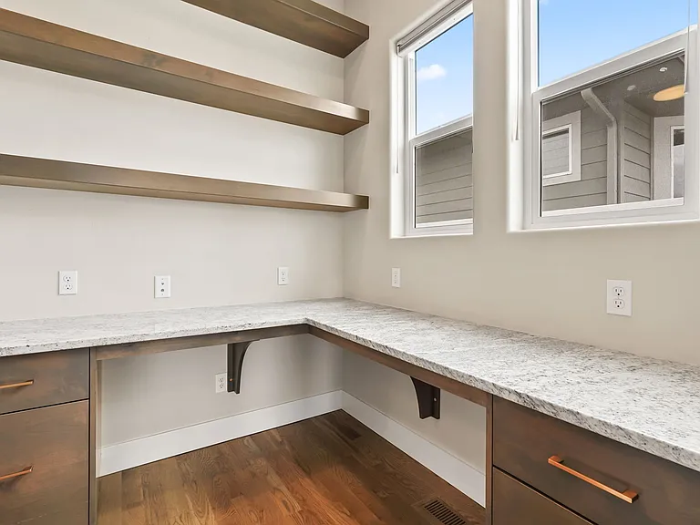 7820 W Cardinal Dr — Photo 11