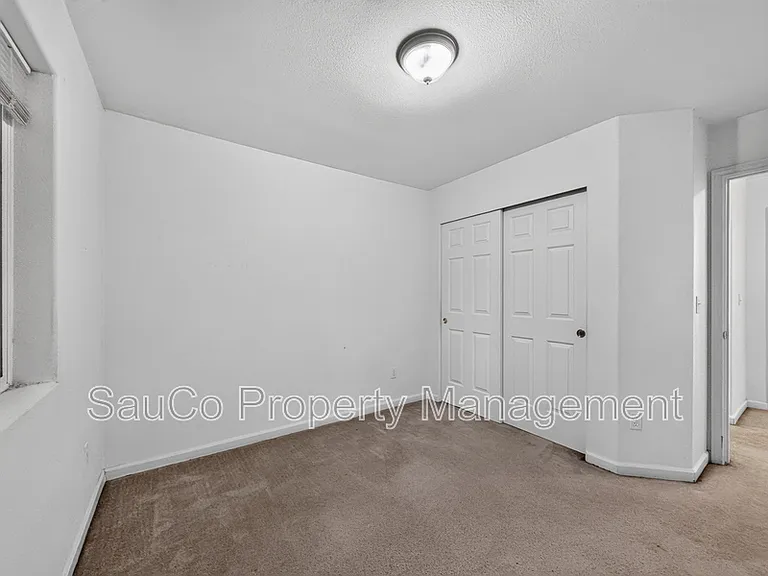 1861 SE 47th Ave — Photo 29