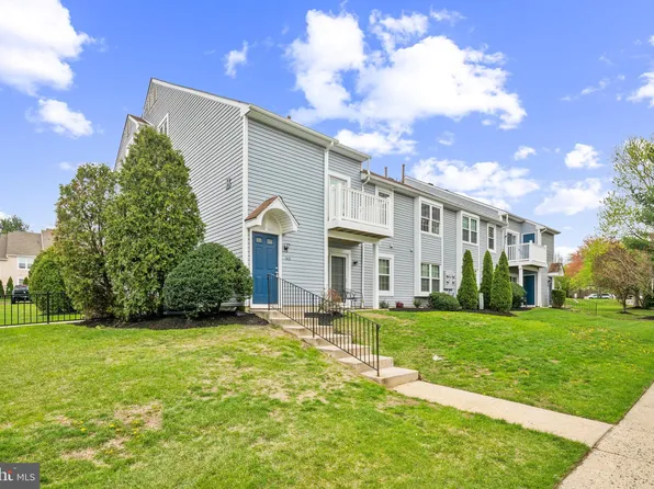 312 Surrey Ct, Sewell, NJ 08080