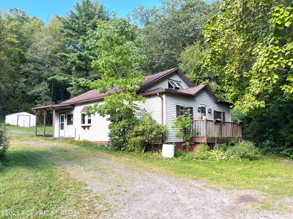 117 Phineyville Hts, Ringtown, PA 17967