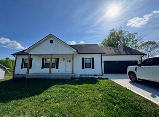 908 Jackson Ave, Monterey, TN 38574
