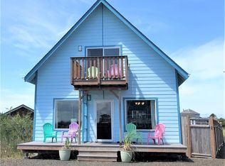 324 Marina View Pl, Ocean Shores, WA 98569
