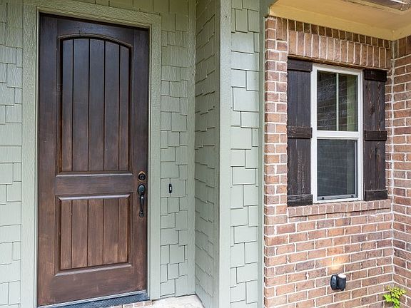 3rd image of 3033 W Hawkins Pkwy