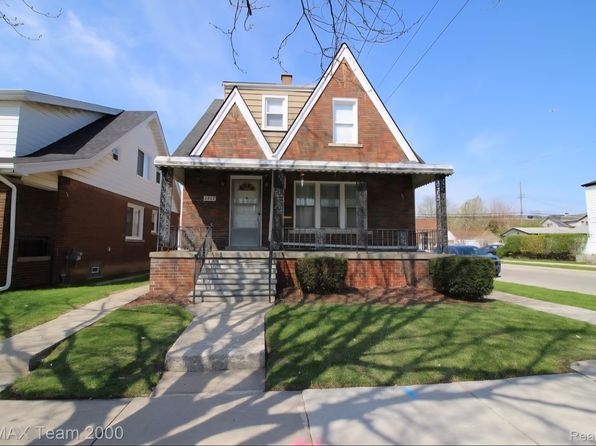 6467 Payne Ave #2