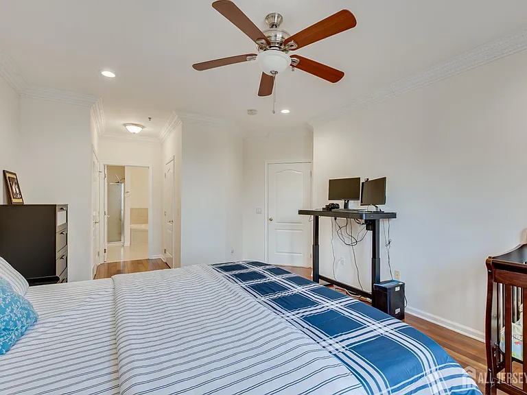 2822 Edward Stec Blvd — Photo 17