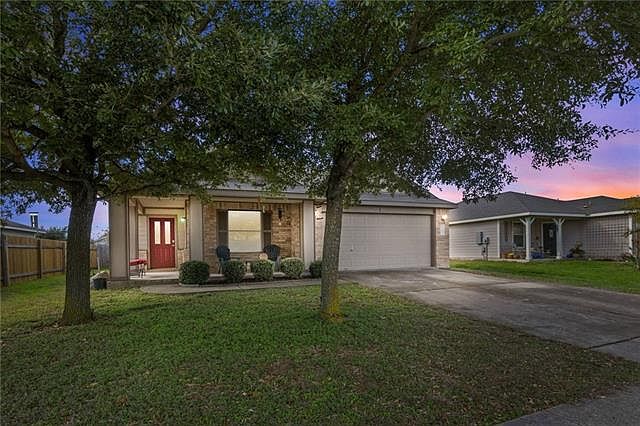 1st image of 203 Madison Ln