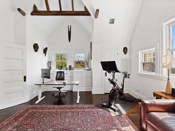 685 East 22nd Street image 25 of 38