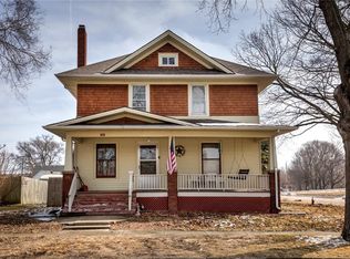 215 S Market St, Madrid, IA 50156