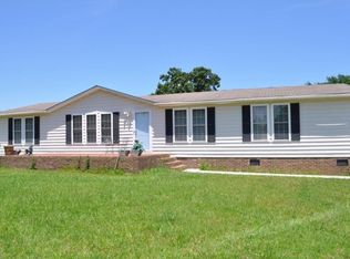 5285 Pine Hall Rd, Walnut Cove, NC 27052