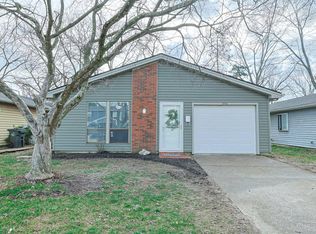 3700 Greenwood Dr, Middletown, OH 45044
