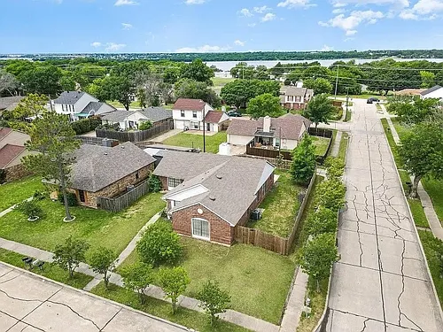 4617 Carmel Ln Photo 1