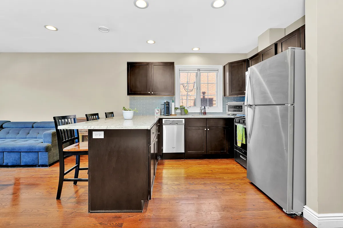 Building Photo - 210 Hackensack St #C
