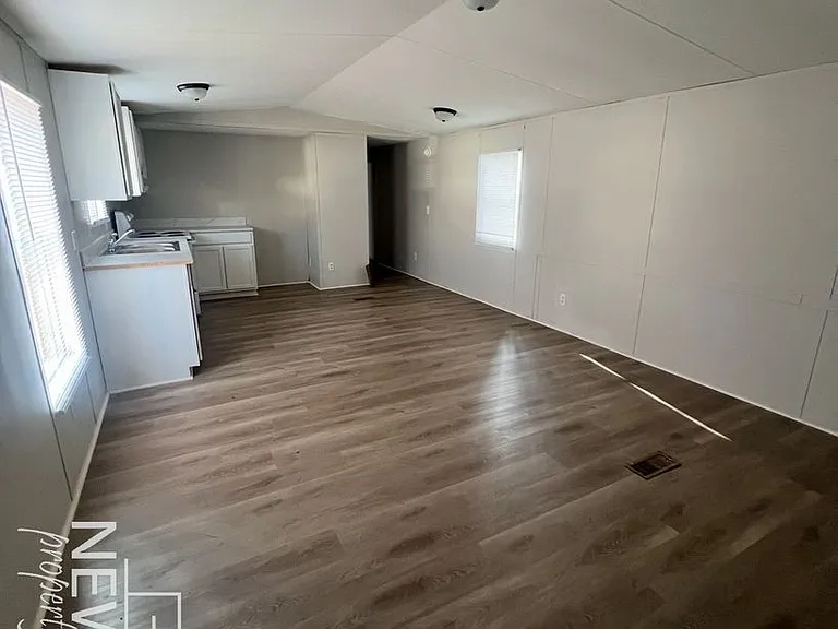 116 Tubbs Mountain Road 2-Bedroom Homes in Travelers Rest — Photo 10