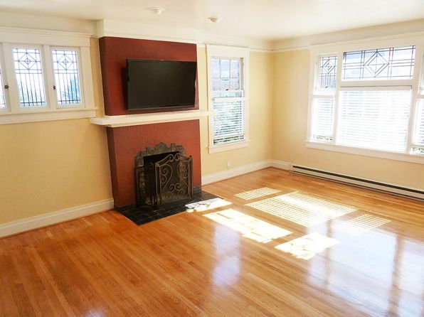 715 N 3rd St APT 5