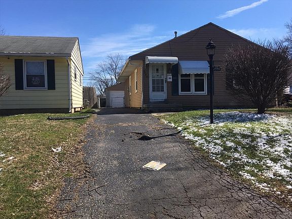 3rd image of 2990 Azelda St
