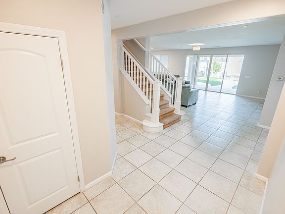 2nd image of 36572 Obaria Way