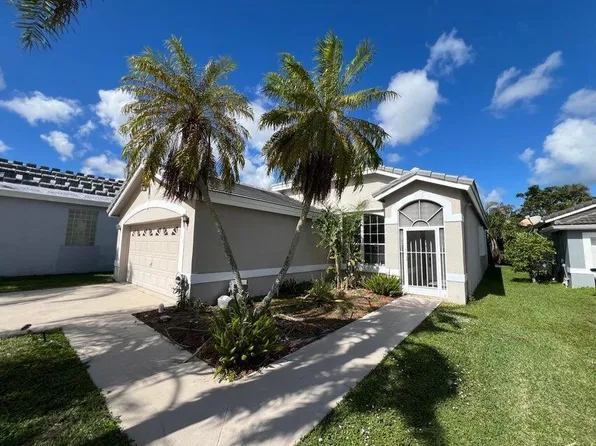 922 Lake Wellington Drive, Wellington, FL 33414