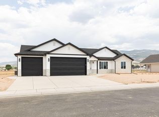 4940 N Winchester Dr, Cedar City, UT 84721