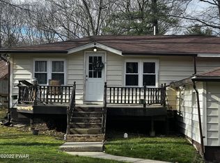 121 Fern Rd, Dingmans Ferry, PA 18328