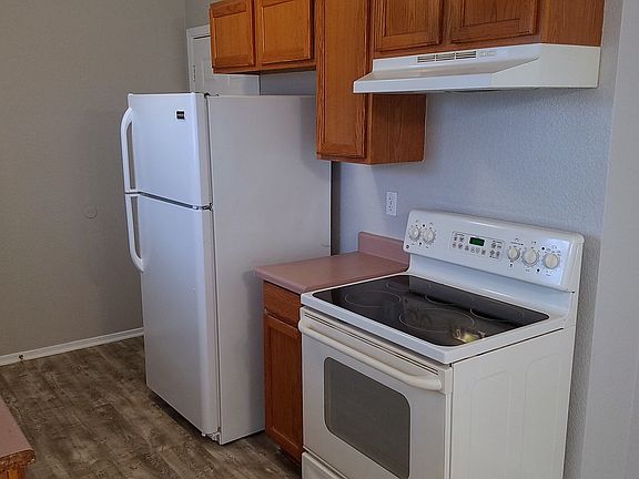 5th image of 2506 Caprice Dr