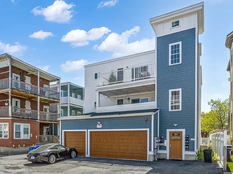 8 W Bellflower St #1 — Photo 20