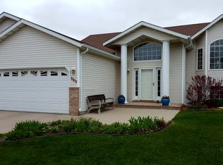 3237 45th Ave S, Fargo, ND 58104