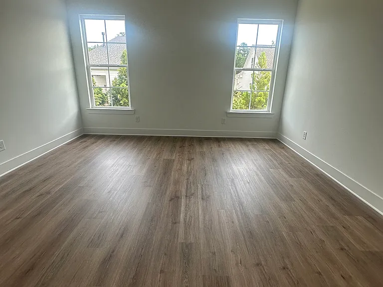 1551 Lake Dr — Photo 14