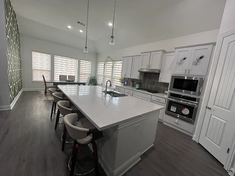 1937 Mariann Dr — Photo 9