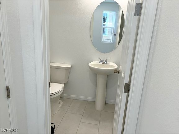 4th image of 742 Monroe Hill Pl