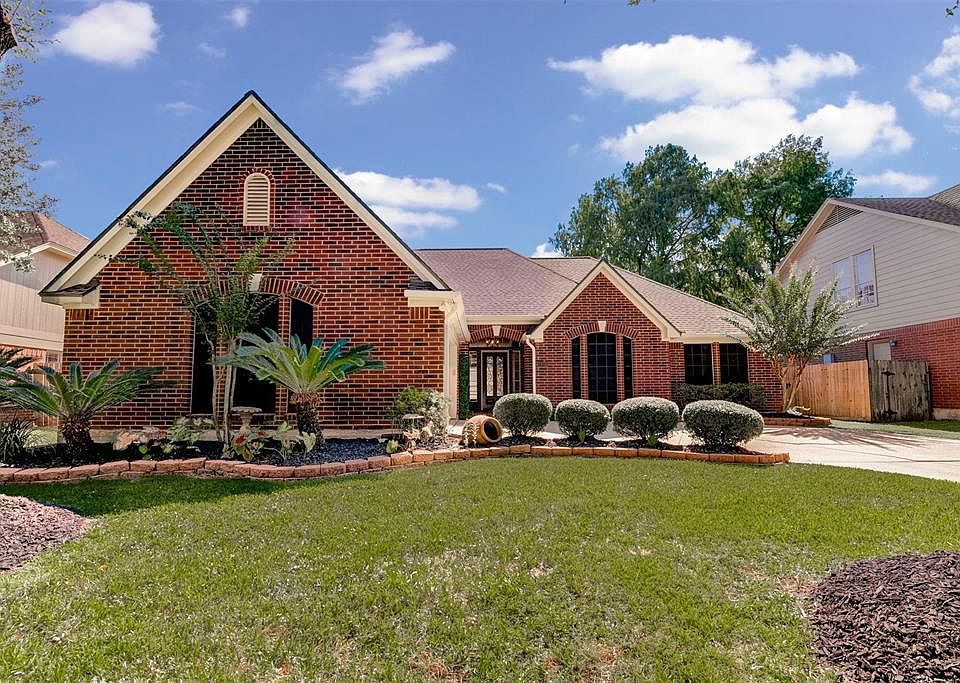1st image of 2806 Leafy Glen Dr