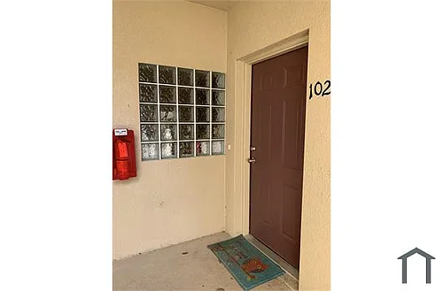 6421 Cypressdale Dr #102 Photo 1