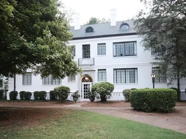 1700 N Elm St APT M1, Greensboro, NC 27408