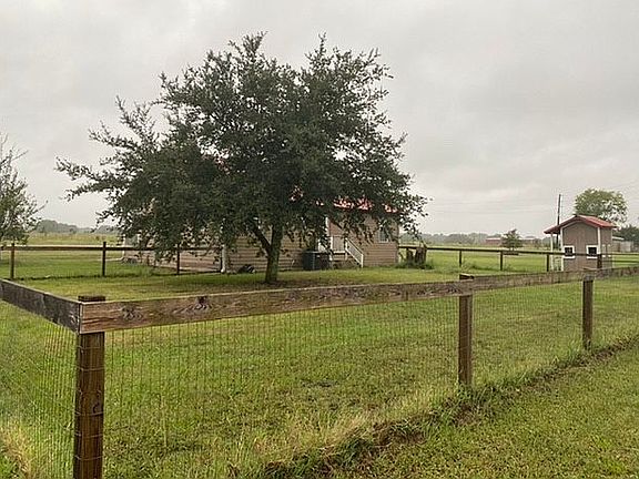 3rd image of 11931 Farm Road 69 N