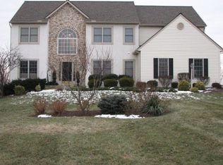 117 Edgefield Dr, Downingtown, PA 19335