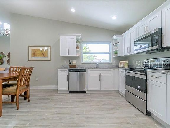 5th image of 10525 Chadbourne Dr