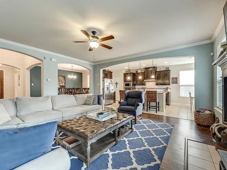 3814 Hyde Park Dr — Photo 10