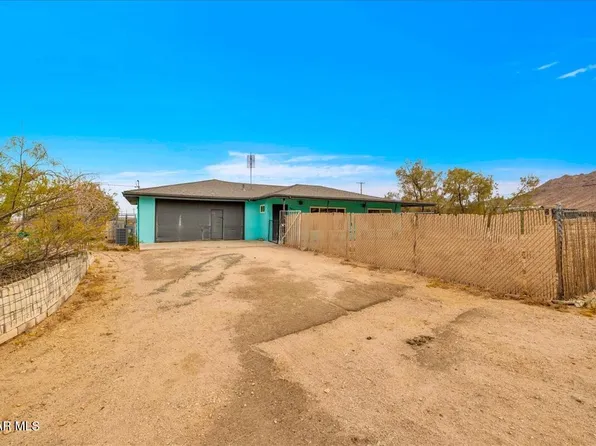 6877 Pine Ave, Twentynine Palms, CA 92277