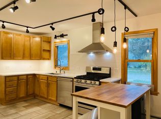 3140 James St, Madison, WI 53714